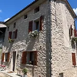 Casa Nonna Elisa Stayerat Sequsino