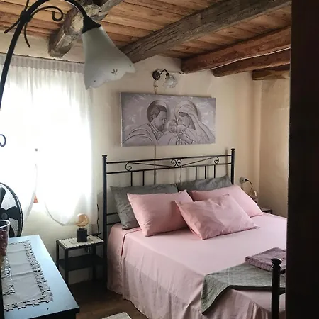 Holiday home Casa Nonna Elisa Stayerat A Segusino Sequsino